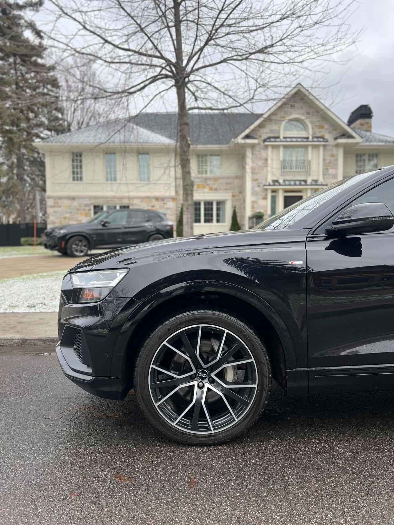 Audi Q8 * Progressiv * CARFAX * ЦЕНА ДО БГ, снимка 6 - Автомобили и джипове - 54727650