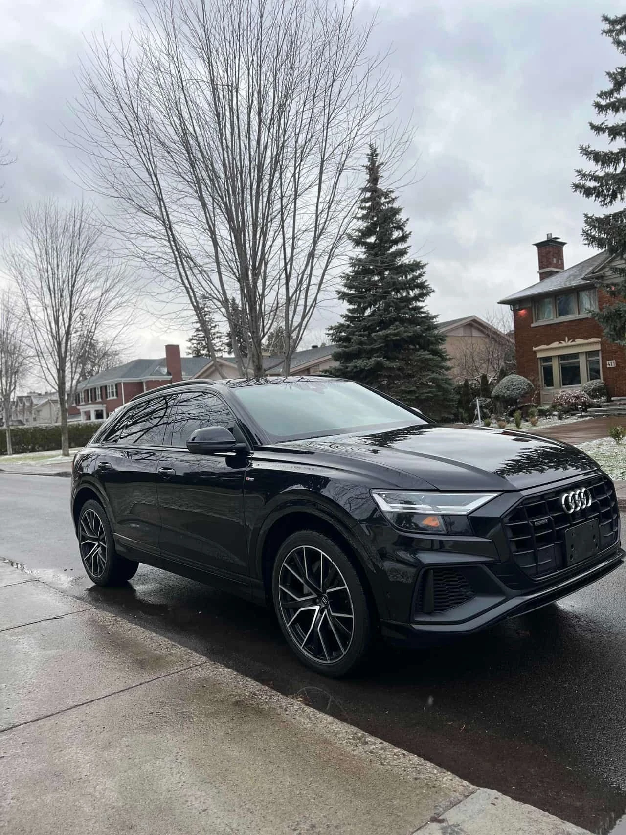 Audi Q8 * Progressiv * CARFAX * ЦЕНА ДО БГ, снимка 3 - Автомобили и джипове - 54727650