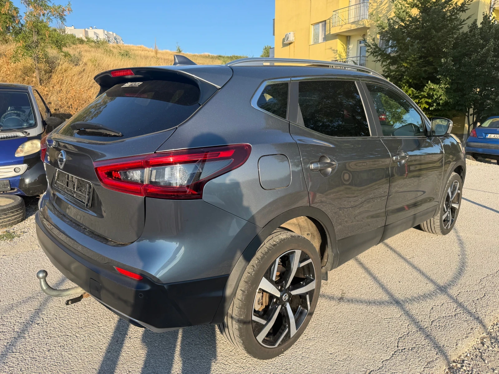 Nissan Qashqai 1.6 Disel Bosse Automat, снимка 4 - Автомобили и джипове - 55436118