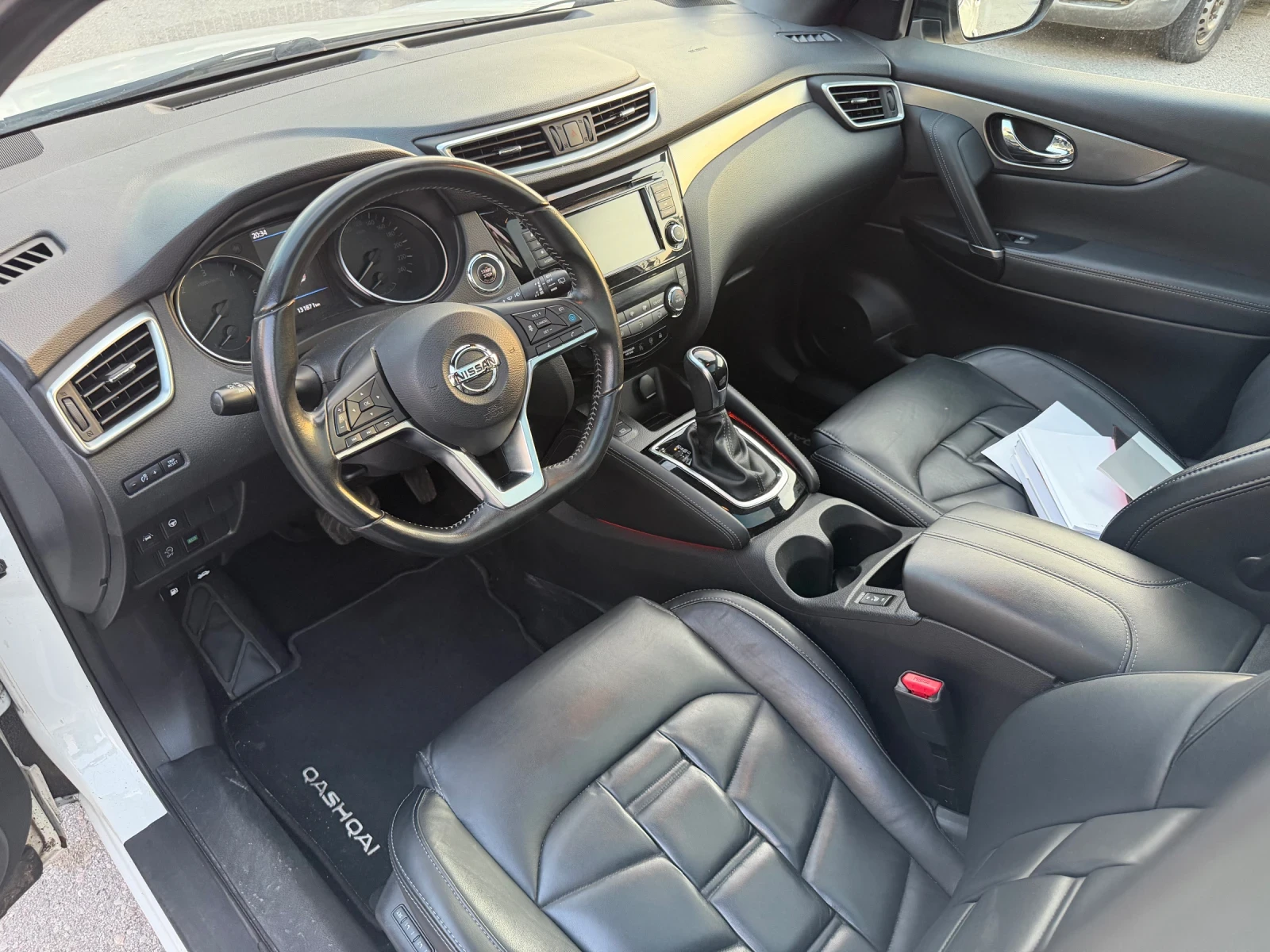 Nissan Qashqai 1.5 Bosse Automat, снимка 7 - Автомобили и джипове - 55436118
