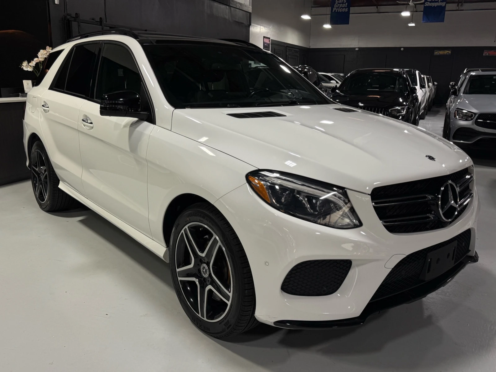 Mercedes-Benz GLE 400 4MATIC AMG, снимка 3 - Автомобили и джипове - 55590989