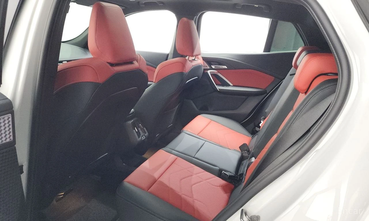 BMW X2 20i* M* SPORT* HARMON* KARDON* 360КАМЕРА* LANE* AS, снимка 14 - Автомобили и джипове - 55848807
