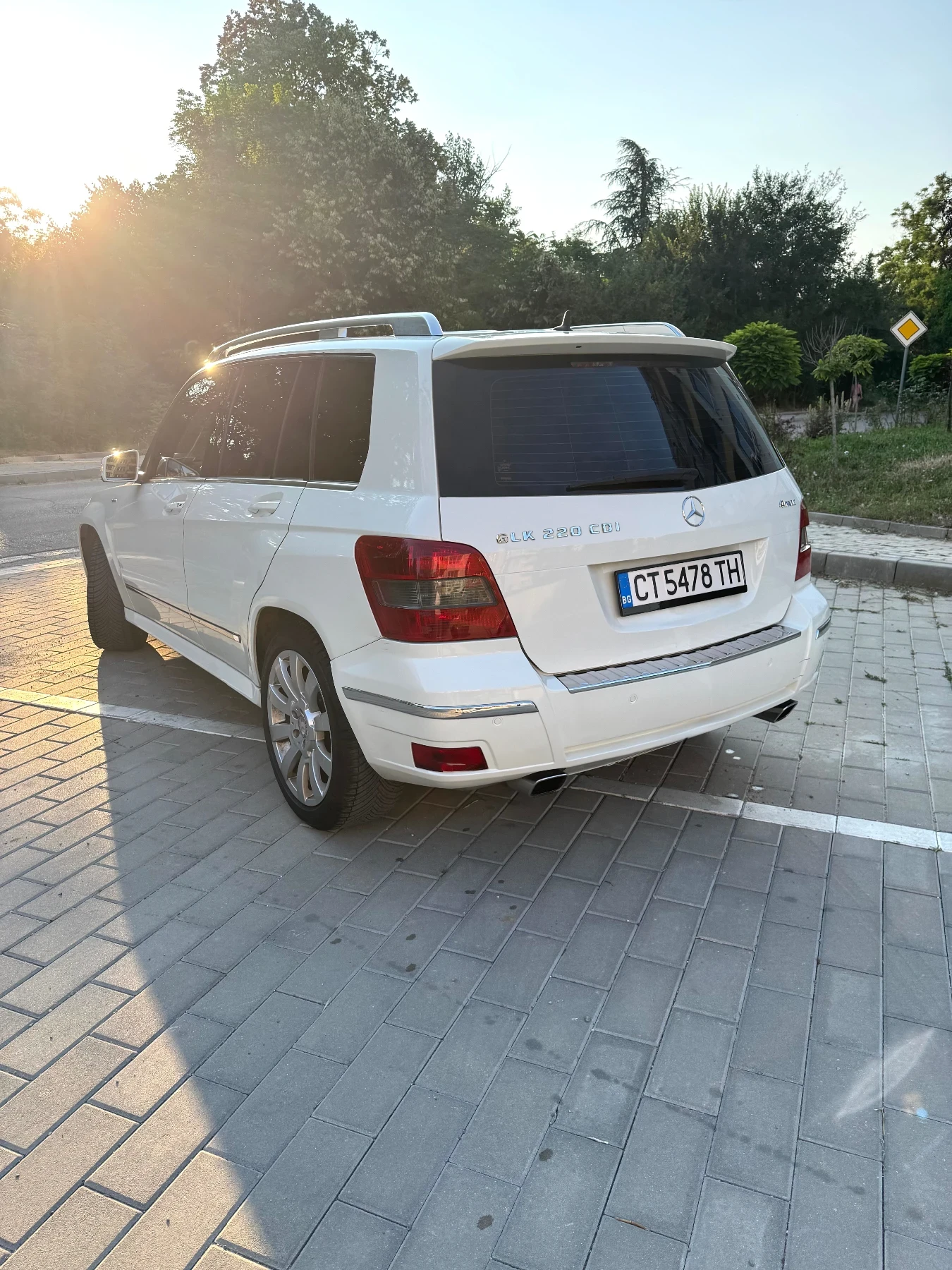 Mercedes-Benz GLK 220cdi 4 matic , снимка 3 - Автомобили и джипове - 56326227