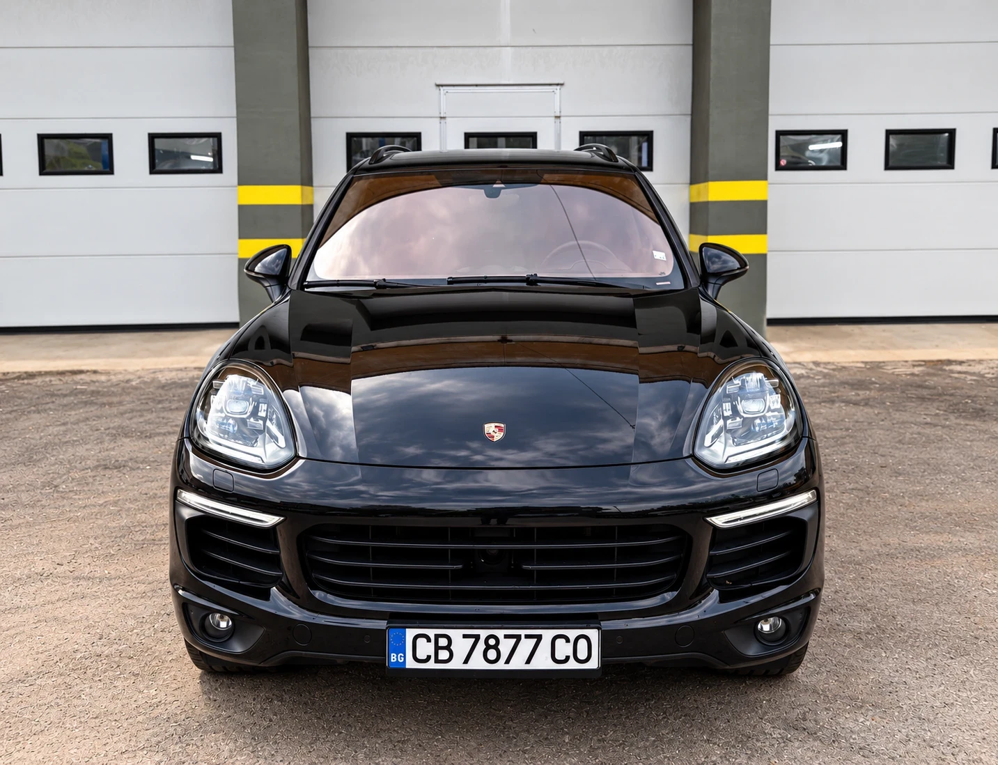 Porsche Cayenne S E-Hybrid, снимка 5 - Автомобили и джипове - 56329779