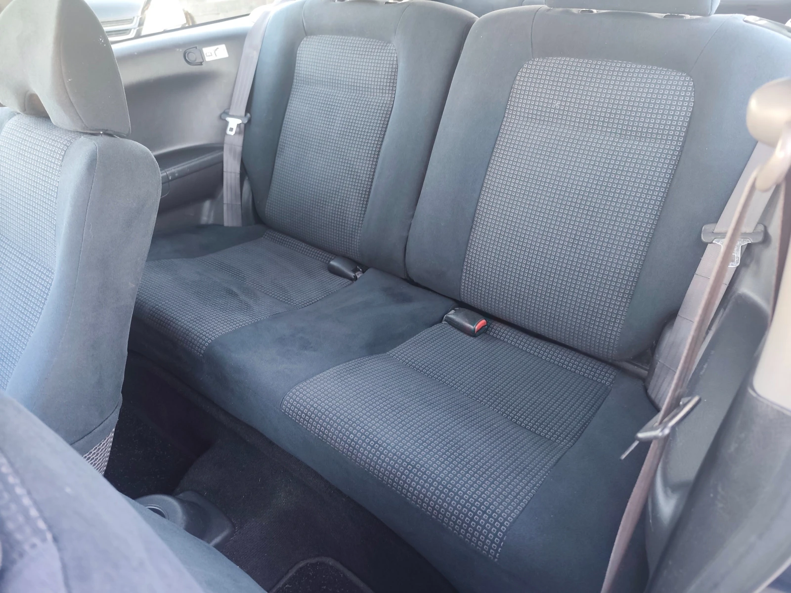 Honda Hr-v 1.6i КЛИМА, снимка 10 - Автомобили и джипове - 56639993