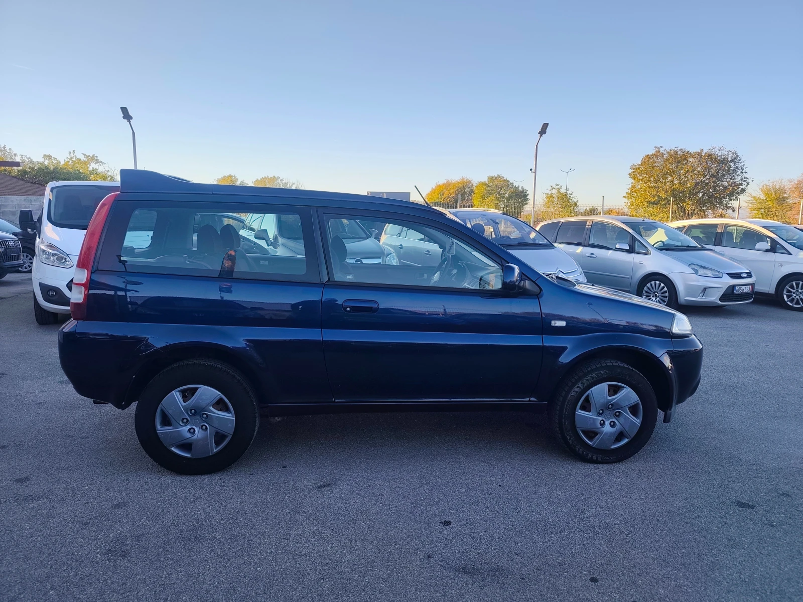 Honda Hr-v 1.6i КЛИМА, снимка 3 - Автомобили и джипове - 56639993
