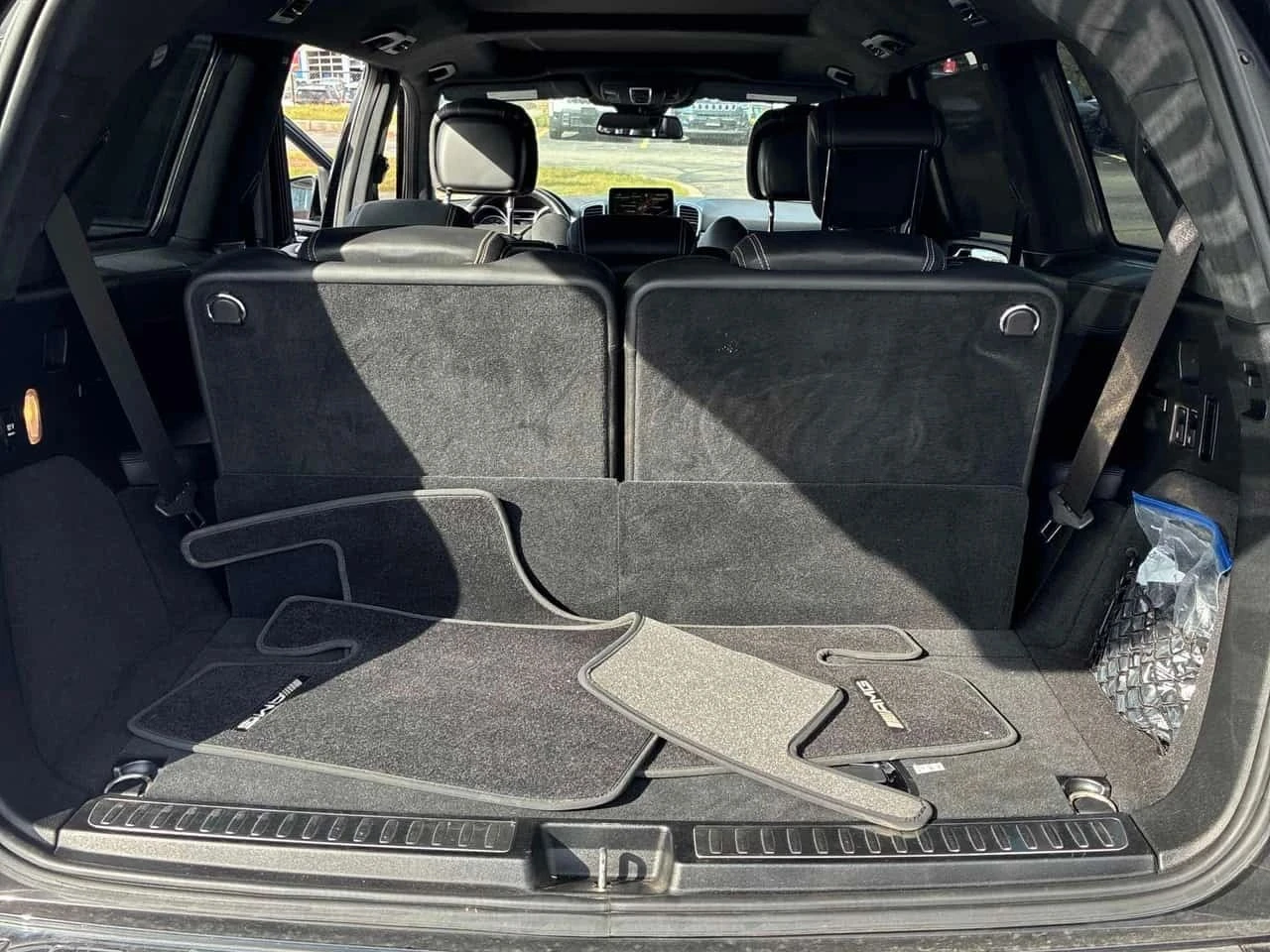 Mercedes-Benz GLS 63 AMG, снимка 13 - Автомобили и джипове - 56707871