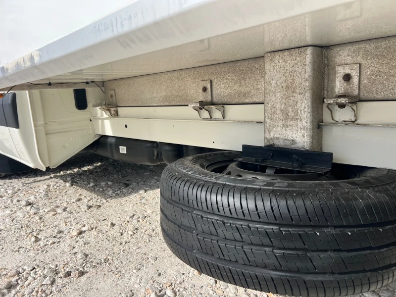 VW Crafter ДО 3.5 ТОНА ХЛАДИЛЕН КЛИМАТИК БОРД, снимка 13 - Бусове и автобуси - 51924941