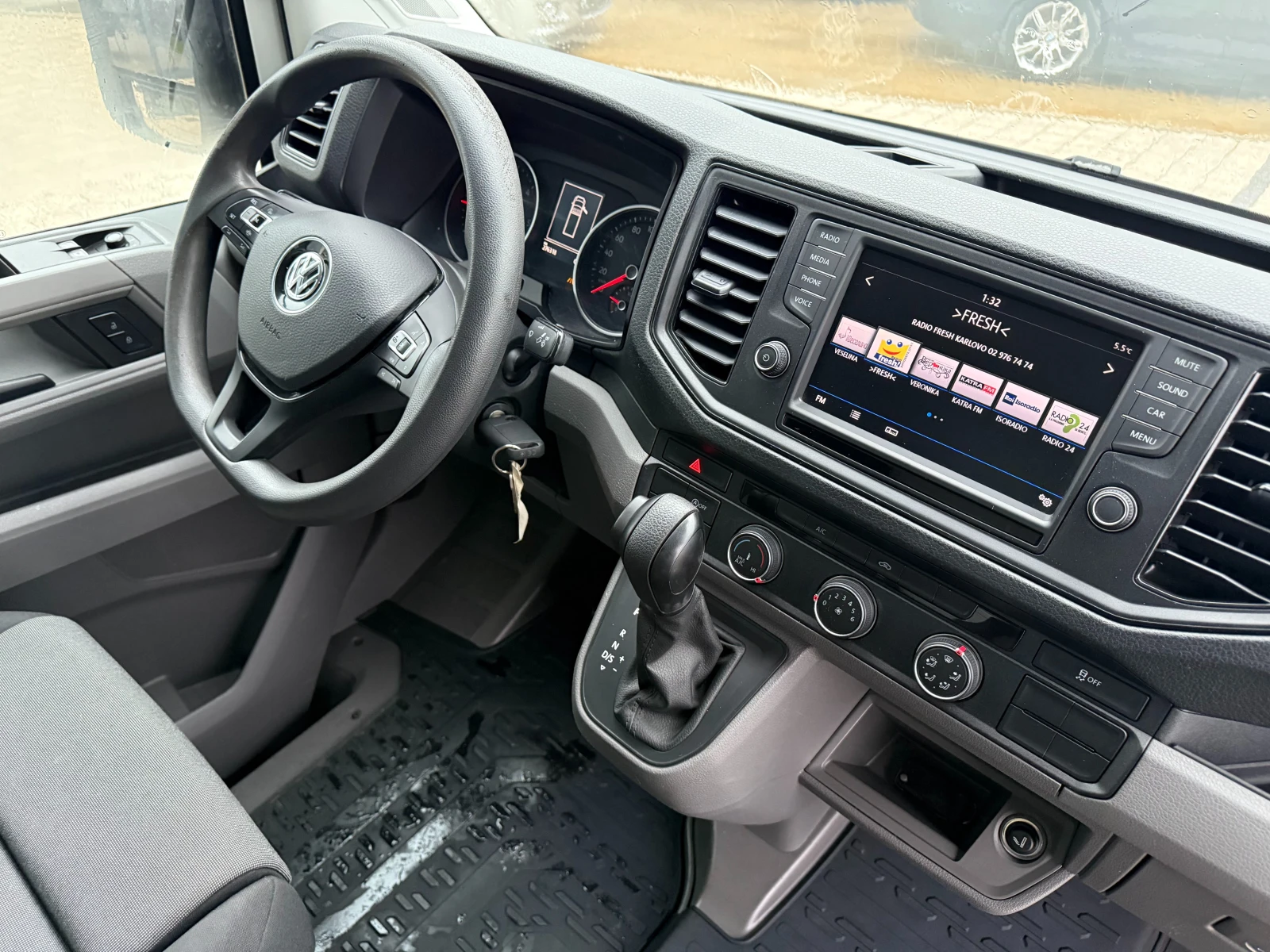 VW Crafter 2.0TDI �� 3.5�. 4.50�. ����� Euro 6 | Mobile.bg � ����������� 13