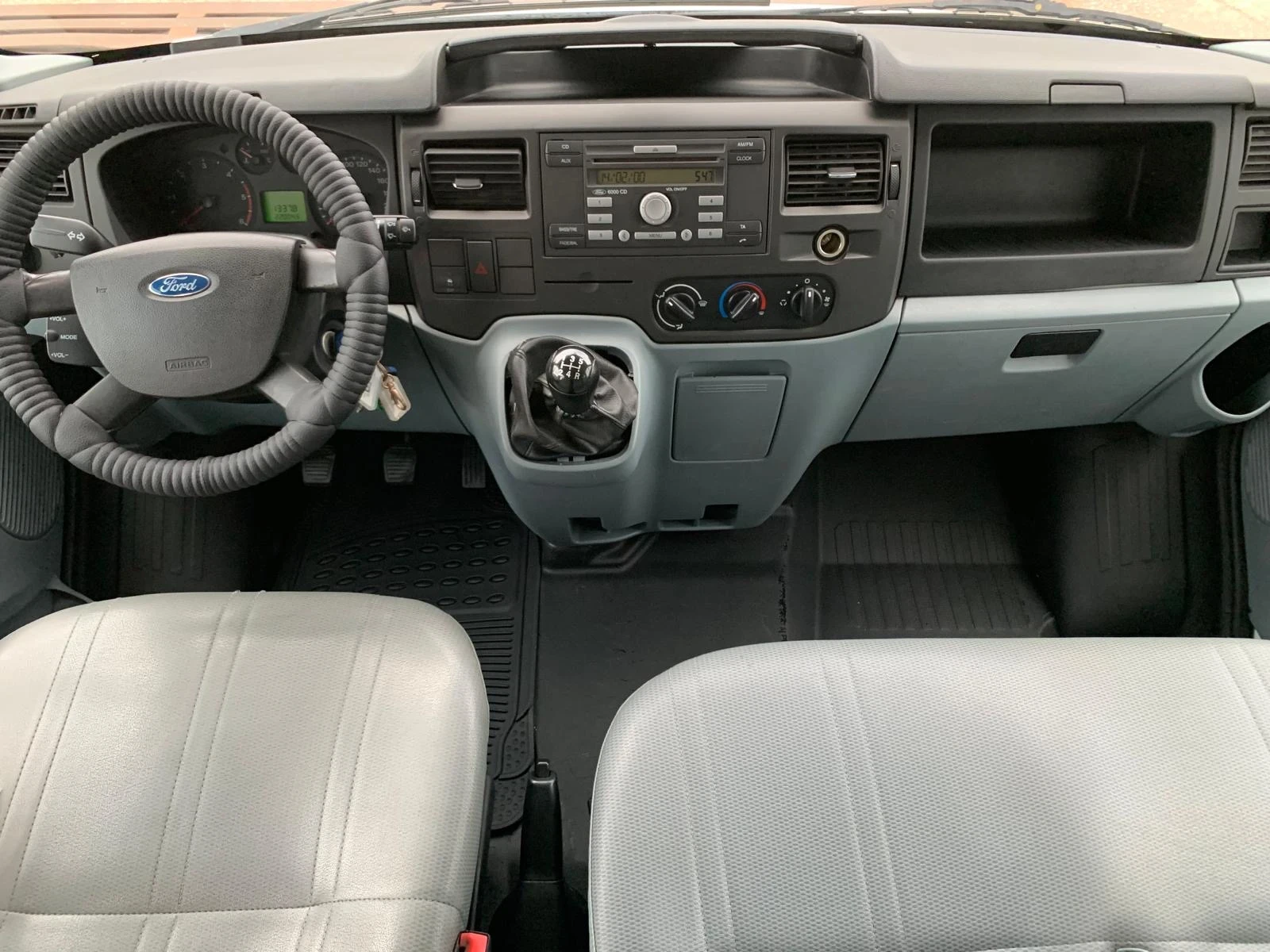 Ford Transit 3, 5т Категория В 6+ 1 места, снимка 11 - Бусове и автобуси - 54512210