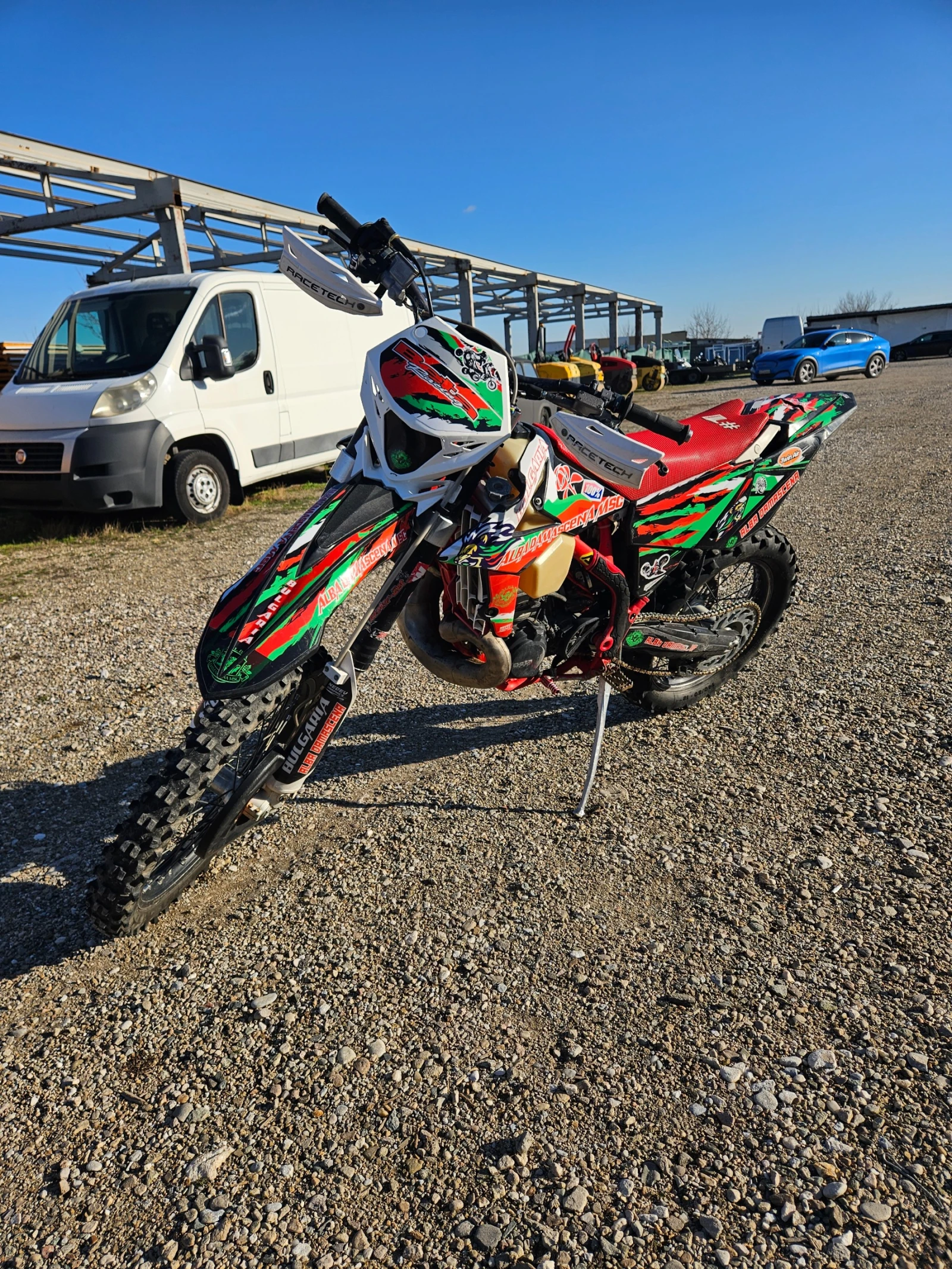 Beta Rr ������ ������ | Mobile.bg � ����������� 2