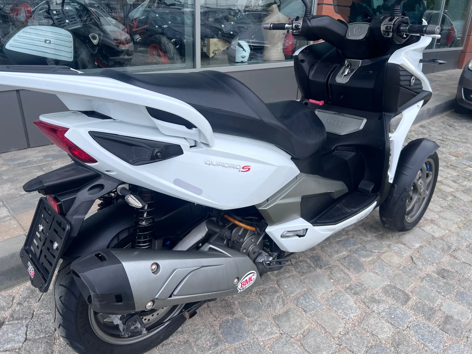 Quadro Quadro 350 | Mobile.bg � ����������� 3