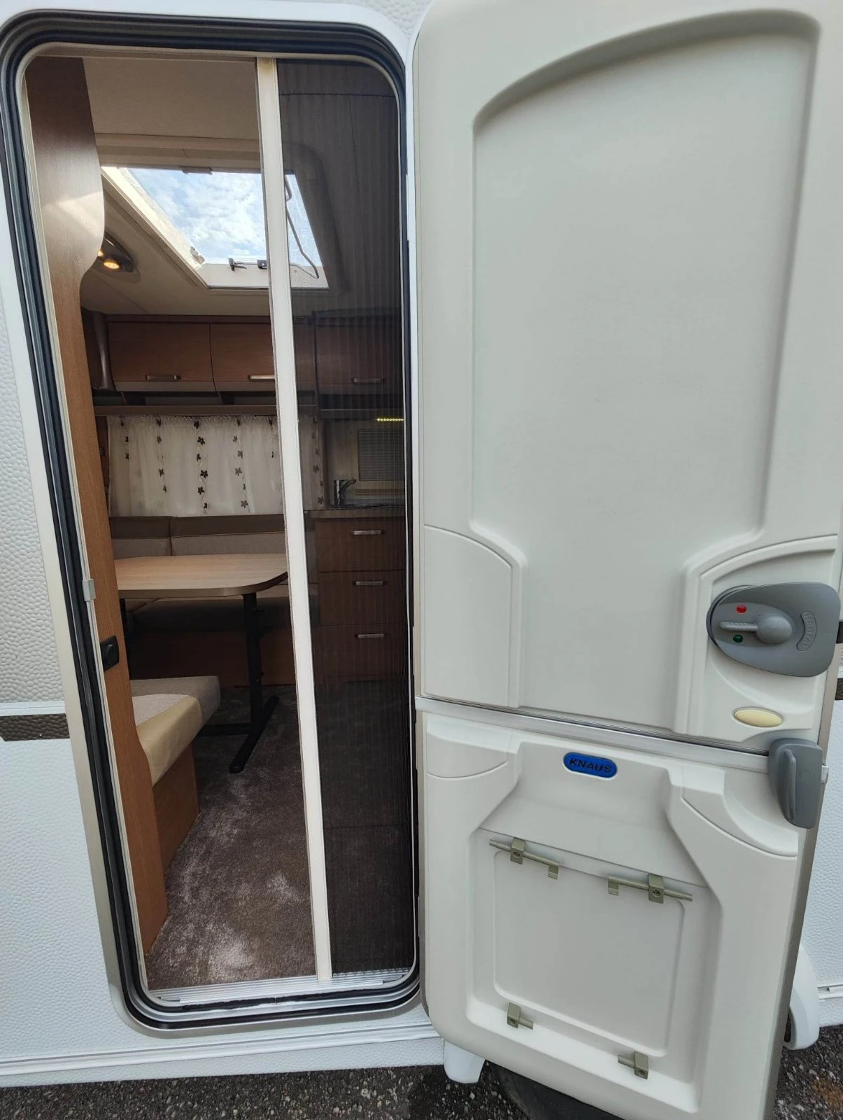  Knaus Sport | Mobile.bg   11