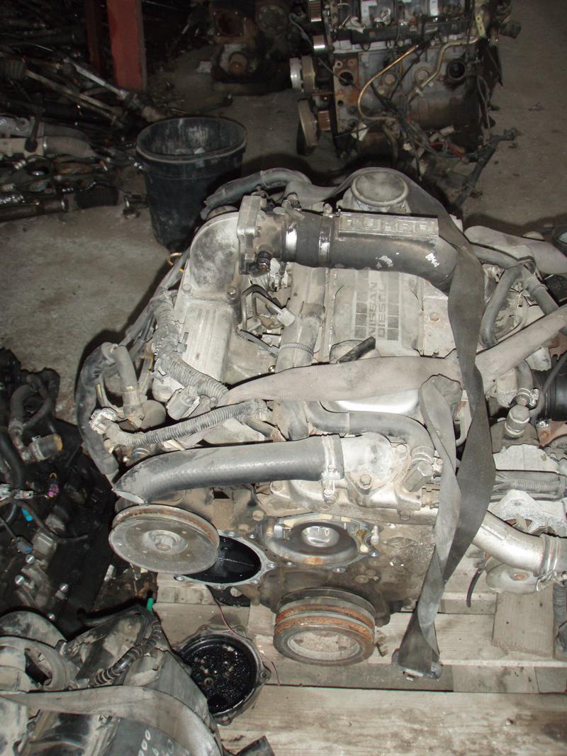 Двигател за Nissan Terrano, снимка 2 - Части - 10036597