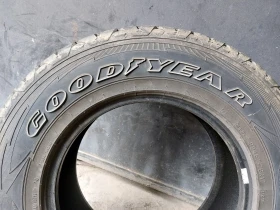 Гуми Зимни 245/75R17, снимка 4 - Гуми и джанти - 37955416