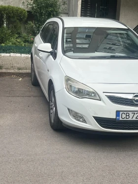 Opel Astra, снимка 1