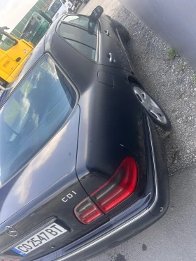 Mercedes-Benz E 220, снимка 3