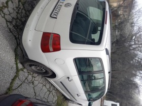 VW Touran, снимка 4 - Автомобили и джипове - 44715285
