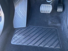 Peugeot 3008 1.2i-Allure-Изключително запазен! - 16400 € / 32075.61 лв. - 76623491 7