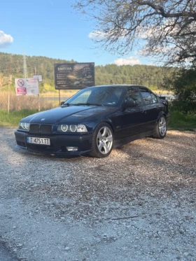 ������ BMW 320