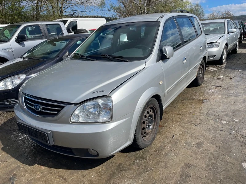 Kia Carens 2,0CRDI , снимка 2 - Автомобили и джипове - 40403532