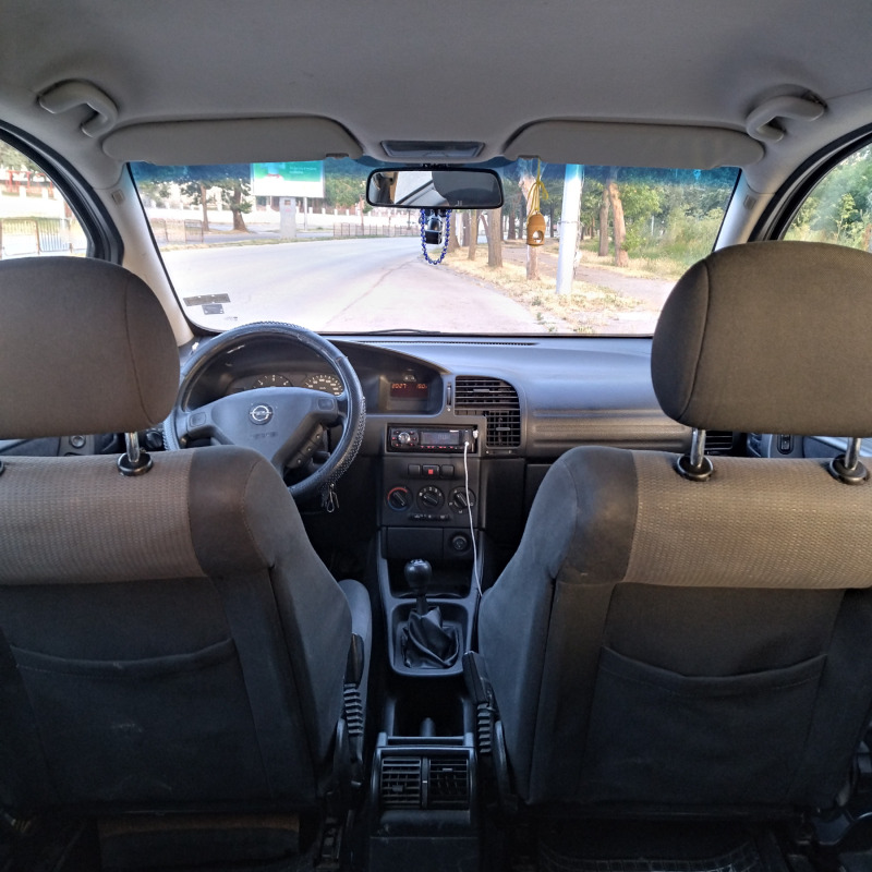 Opel Zafira, снимка 5 - Автомобили и джипове - 46324255