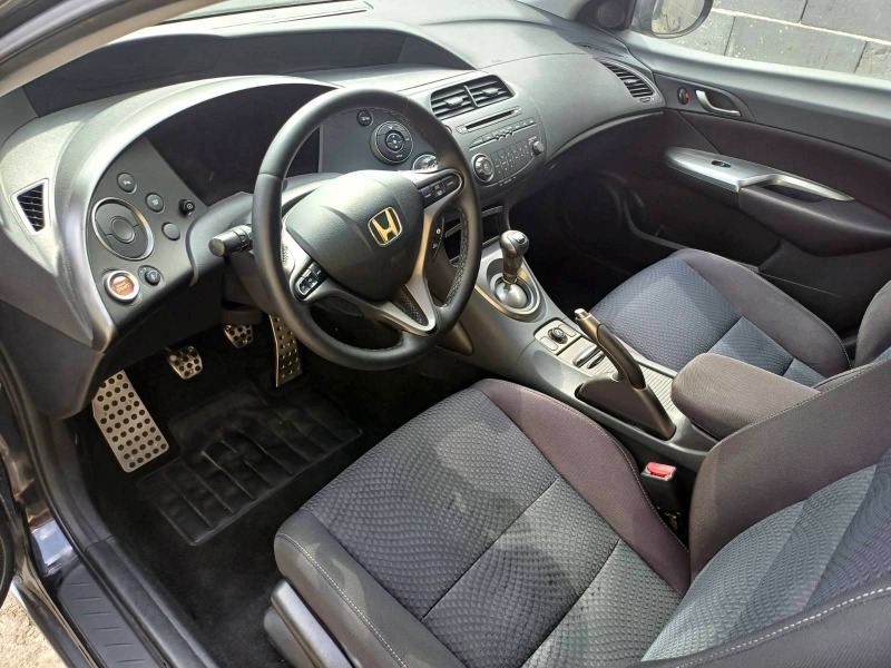 Honda Civic 1.4i-vtec-ITALY, снимка 11 - Автомобили и джипове - 46399888