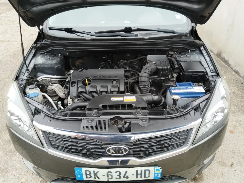 Kia Ceed 1, 6i, снимка 16 - Автомобили и джипове - 47913312