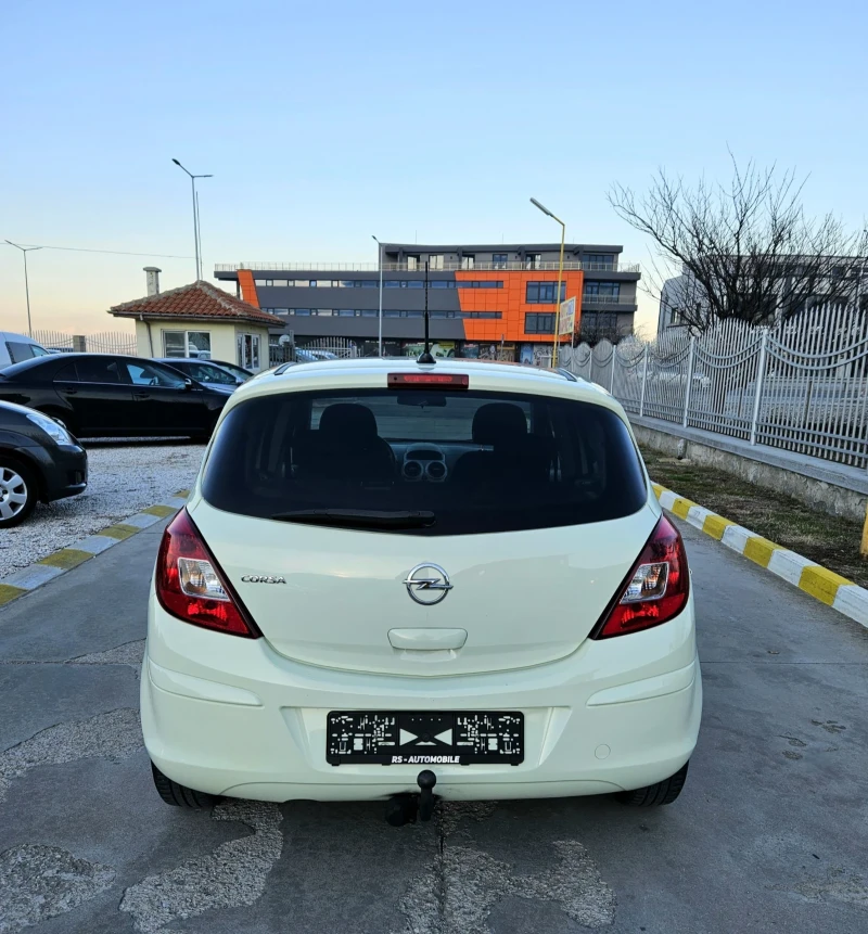 Opel Corsa 1.4i Европа Навигация , снимка 5 - Автомобили и джипове - 48428996