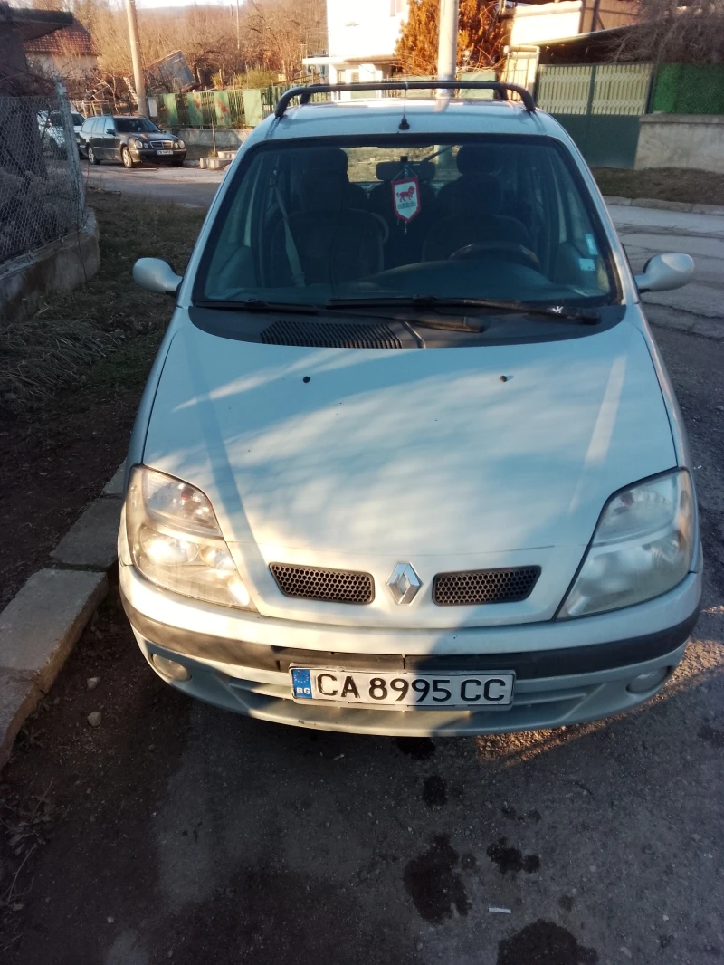 Renault Scenic, снимка 1 - Автомобили и джипове - 48614701