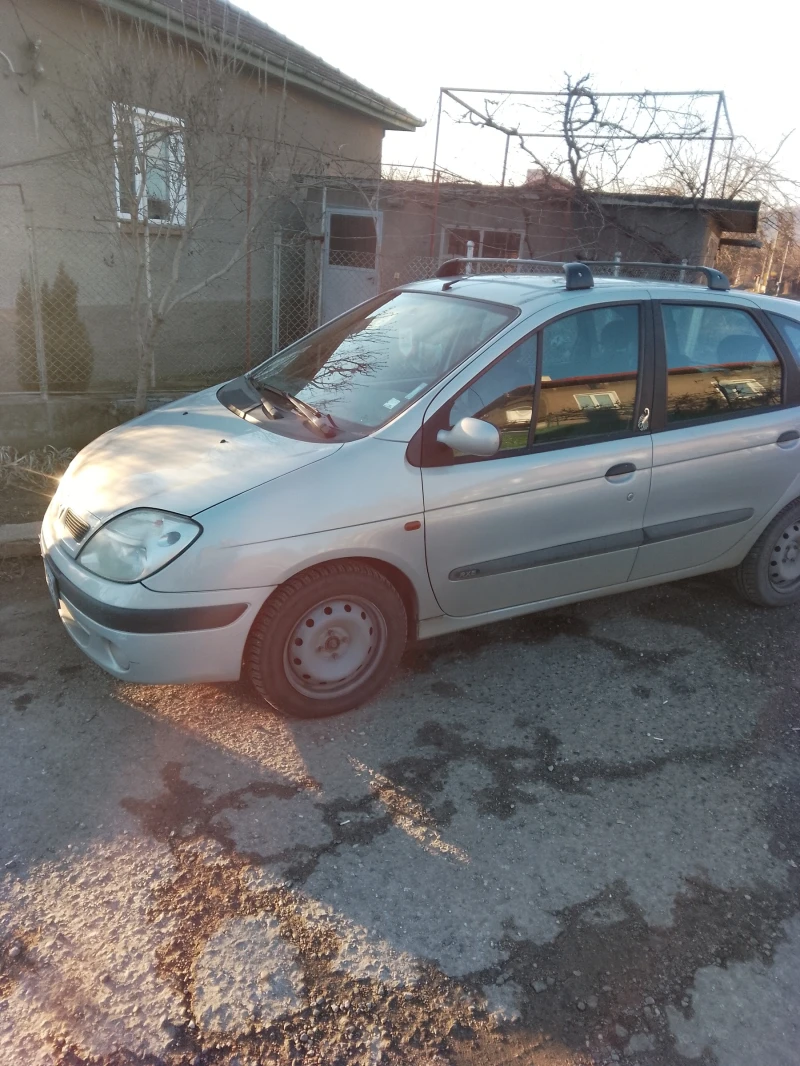 Renault Scenic, снимка 2 - Автомобили и джипове - 48614701