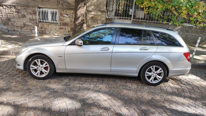 Mercedes-Benz C 180 CDI, снимка 2 - Автомобили и джипове - 48990711