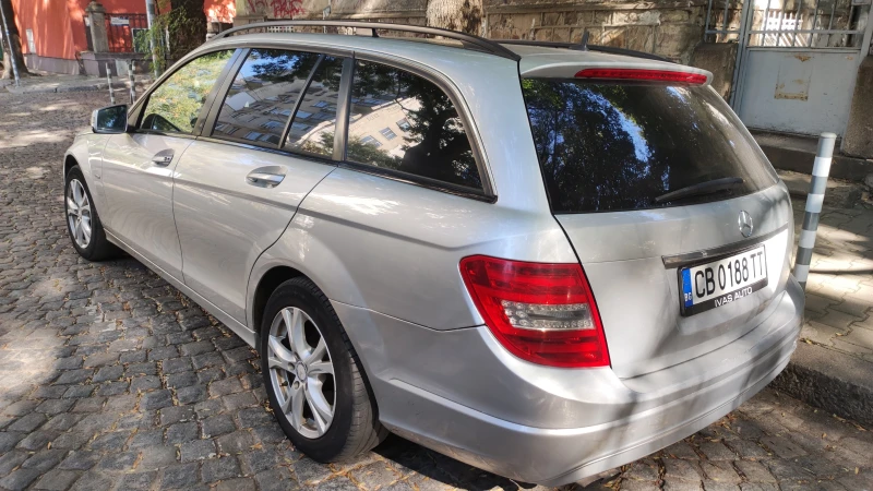 Mercedes-Benz C 180 CDI, снимка 4 - Автомобили и джипове - 48990711