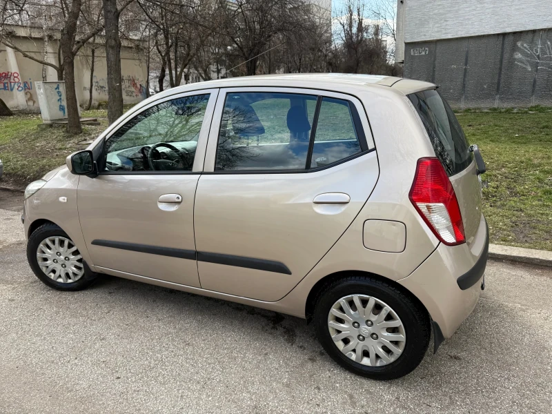 Hyundai I10, снимка 2 - Автомобили и джипове - 49345060