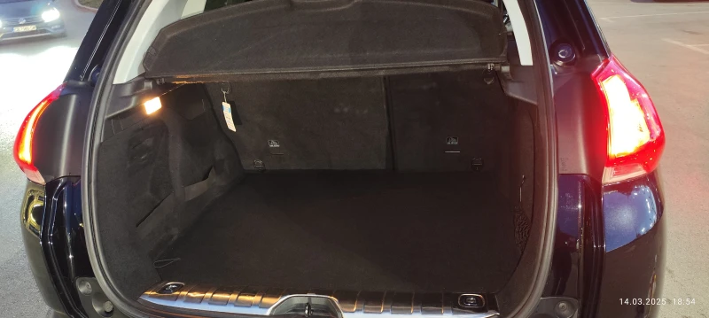 Peugeot 2008 Blue HDi Allure, снимка 8 - Автомобили и джипове - 52598247