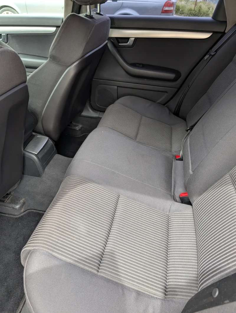 Audi A4 2.0 ftsi Quattro, снимка 7 - Автомобили и джипове - 52486628