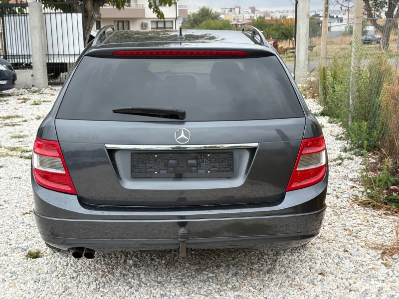 Mercedes-Benz C 180 Kompresor, снимка 7 - Автомобили и джипове - 51877363