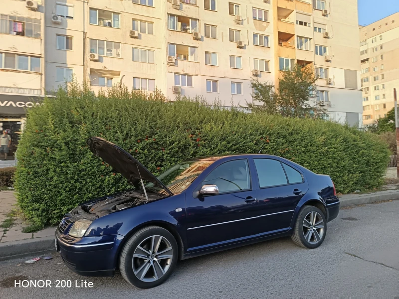VW Bora Special, снимка 2 - Автомобили и джипове - 52914919