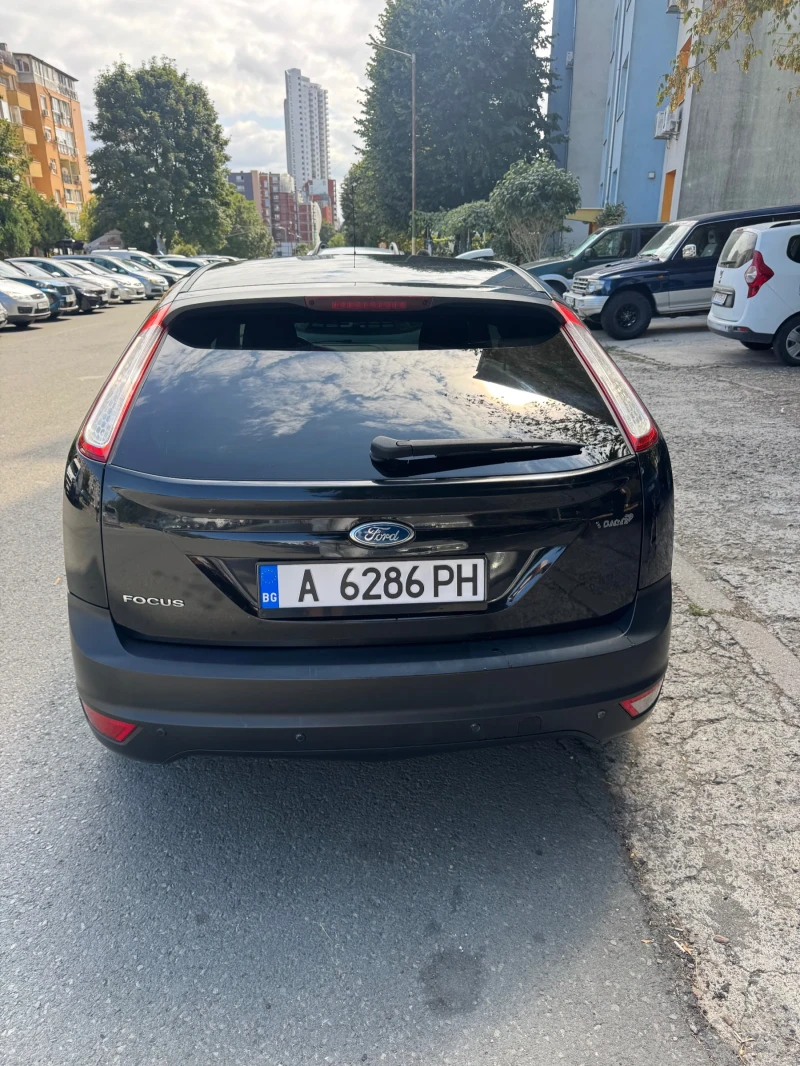 Ford Focus 1.6 бензин, снимка 3 - Автомобили и джипове - 53070584