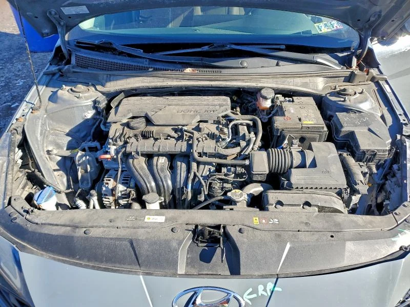 Hyundai Elantra 2.0L 4 Front-wheel Drive, снимка 3 - Автомобили и джипове - 52904614