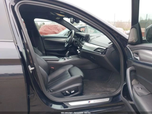 BMW 540 M* SPORT* XDRIVE* ПОДГРЕВ* КАМЕРА* КЕЙЛЕС* LANE* A, снимка 9 - Автомобили и джипове - 53974681