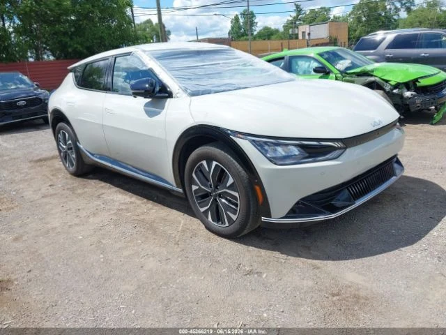 Kia EV6 * WIND* AWD* LONG* RANGE*  | Mobile.bg � ����������� 3
