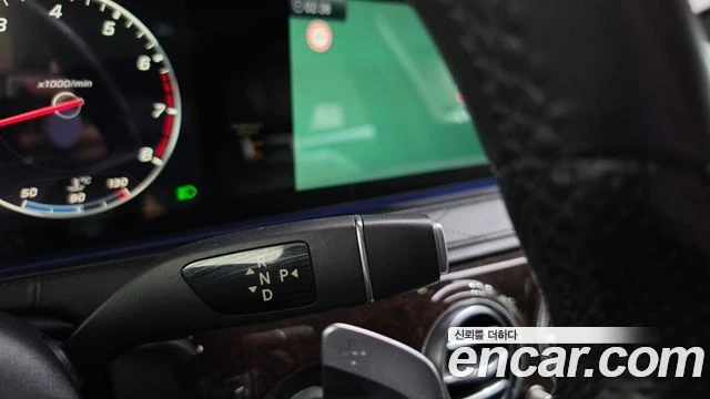 Mercedes-Benz S 560, снимка 9 - Автомобили и джипове - 55847895