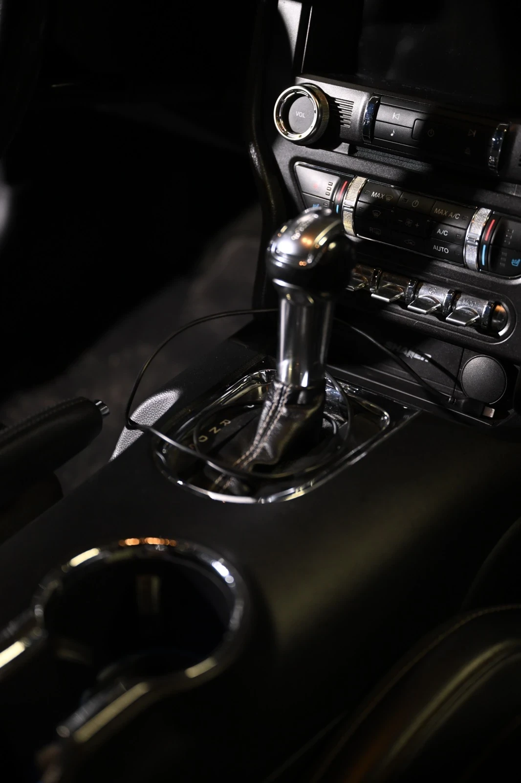 Ford Mustang  - изображение 7