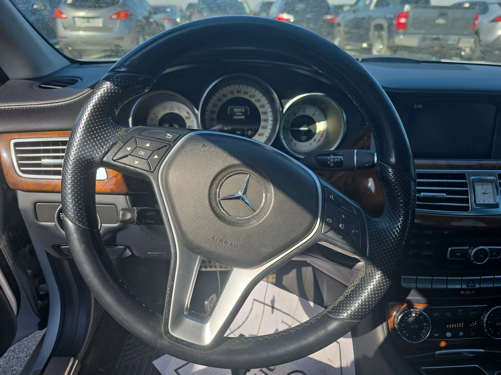 Mercedes-Benz CLS 500 AMG* PACK* 4MATIC* ПОДГРЕВ* ОБДУХВАНЕ* МАСАЖ* КЕЙЛ - изображение 8