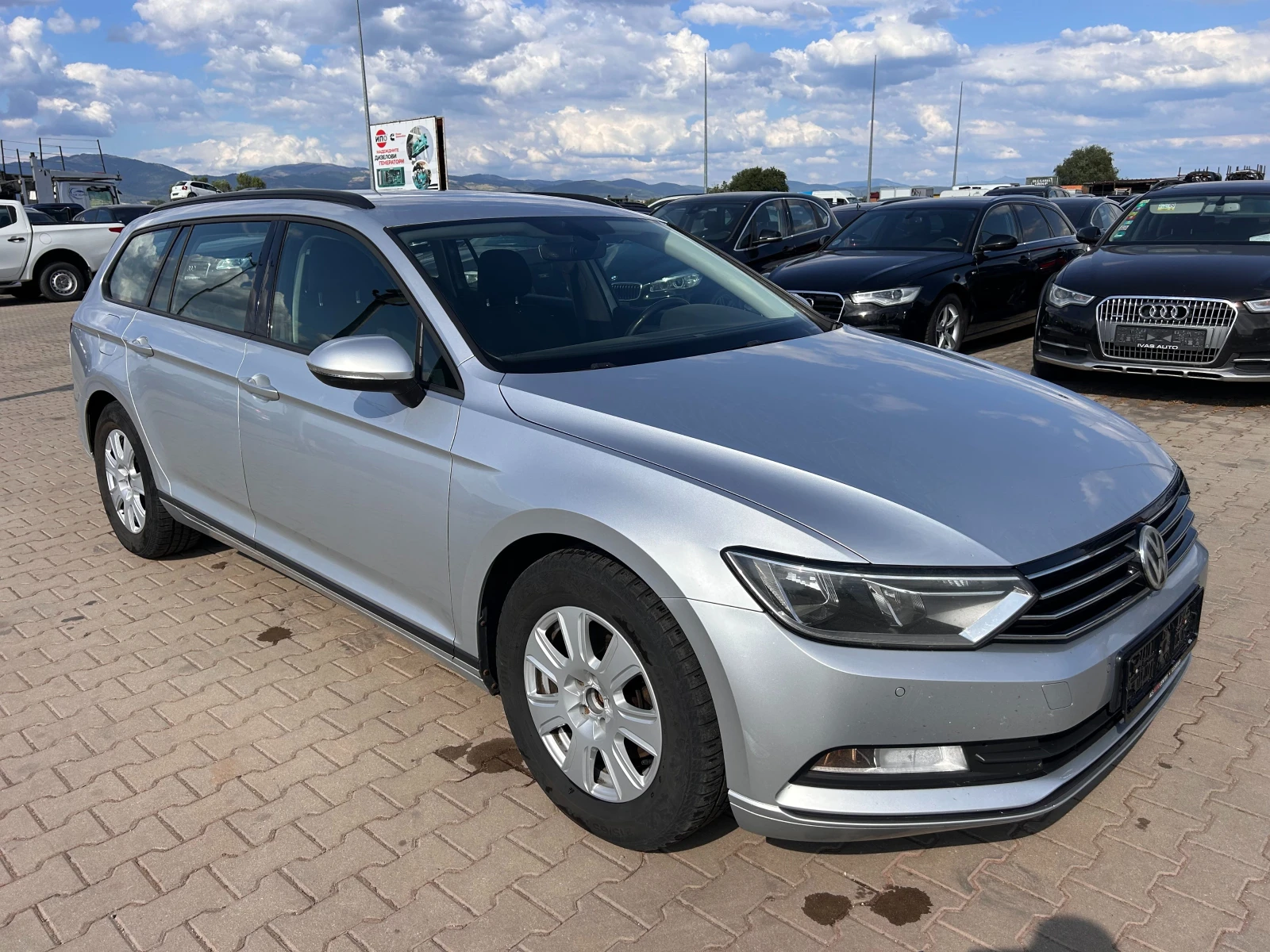 VW Passat 2.0TDI AVTOMAT/NAVI EURO 5 - изображение 4