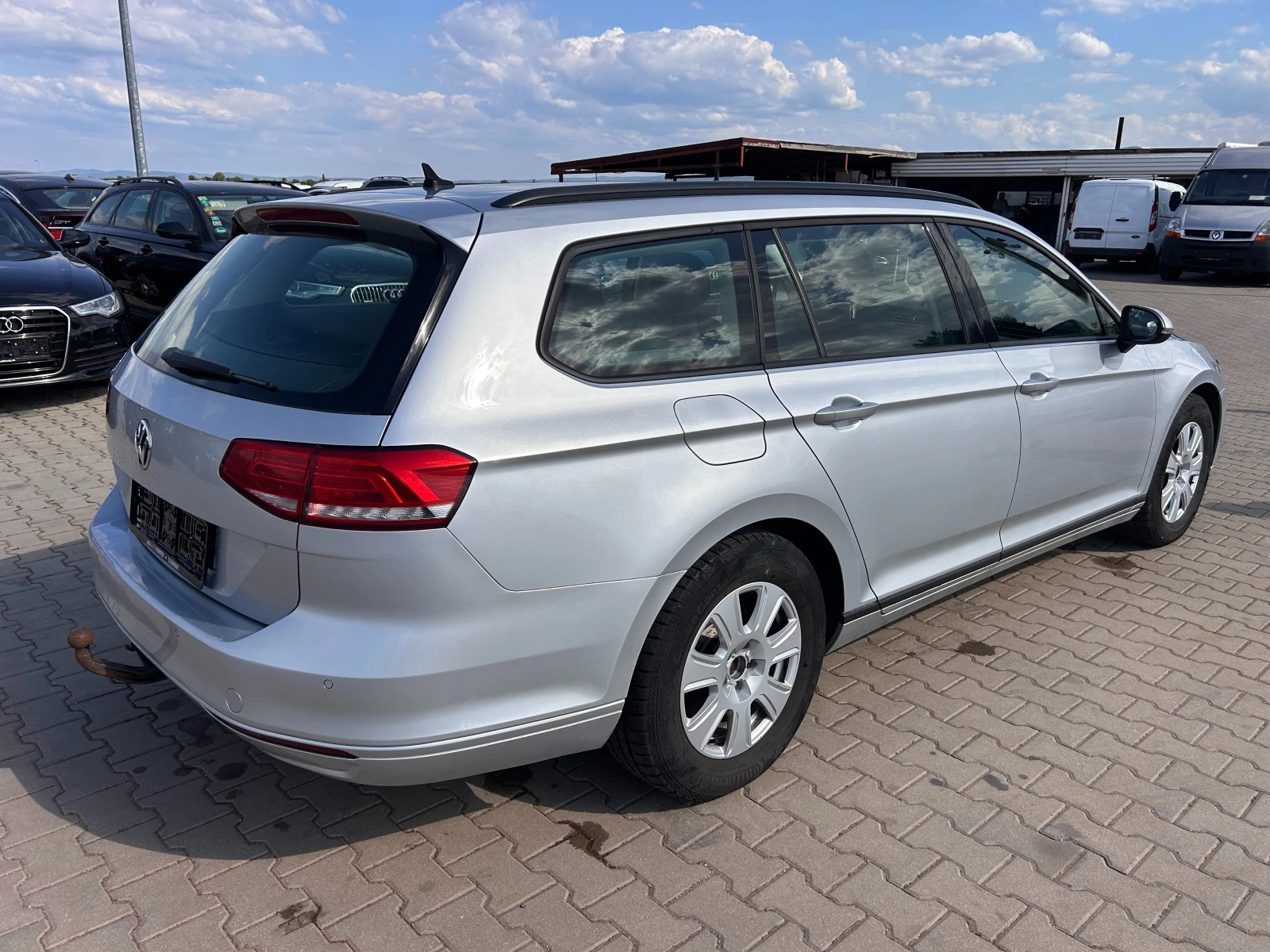 VW Passat 2.0TDI AVTOMAT/NAVI EURO 5 - изображение 6