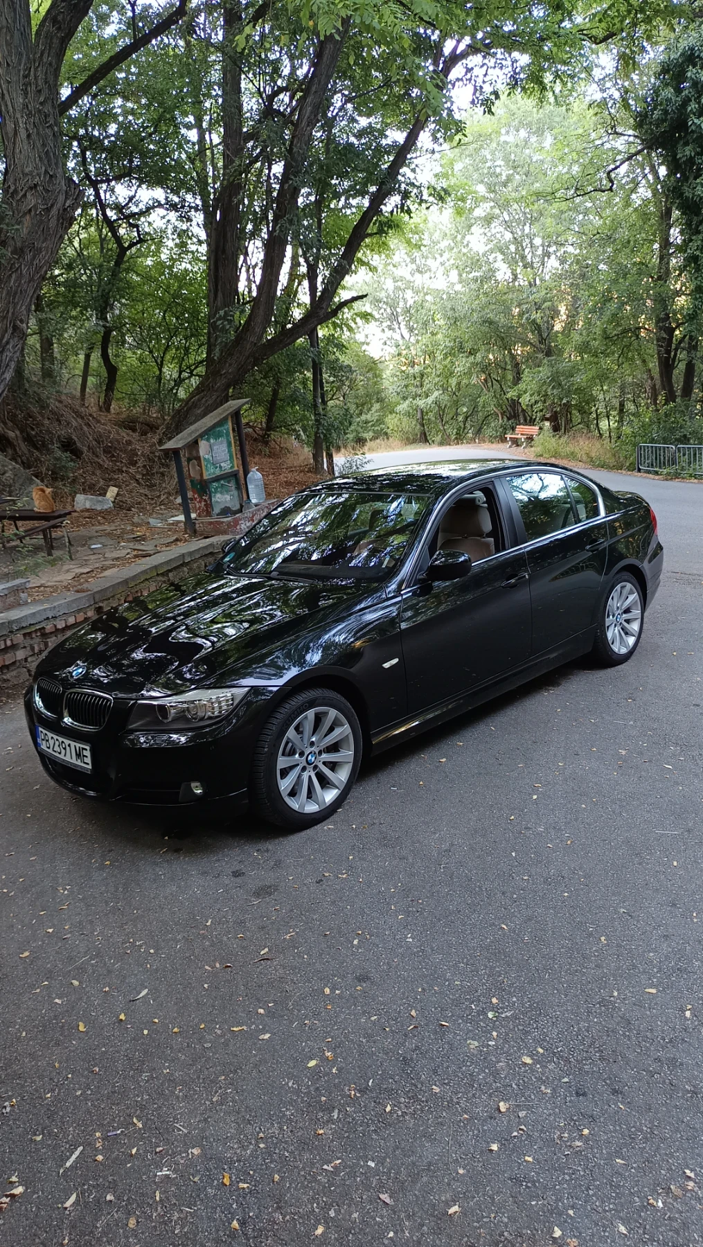 BMW 330 LCI - изображение 2
