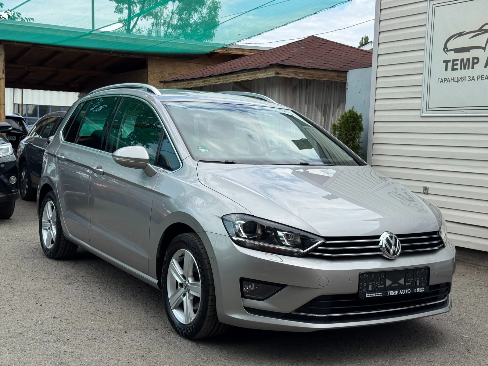 VW Sportsvan 2.0TDI* 150к.с* СЕРВИЗНА КНИЖКА С ПЪЛНА ИСТОРИЯ  - изображение 3