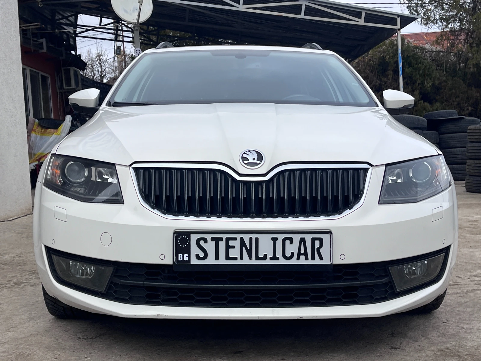 Skoda Octavia 1.8i-4X4-Aвтоматик - изображение 4